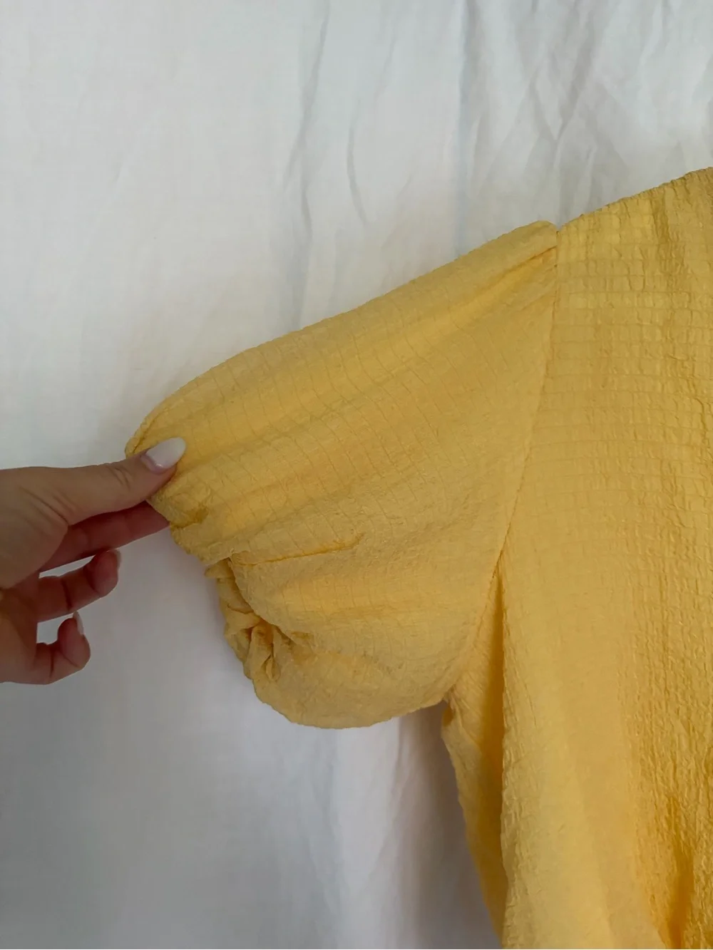 ASTR The Label Puff Sleeve Blouse Size S Chic Summer Statement Boho Pastel